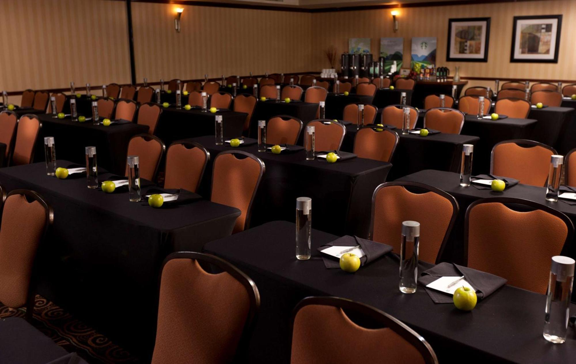 Embassy Suites Lubbock Eksteriør bilde